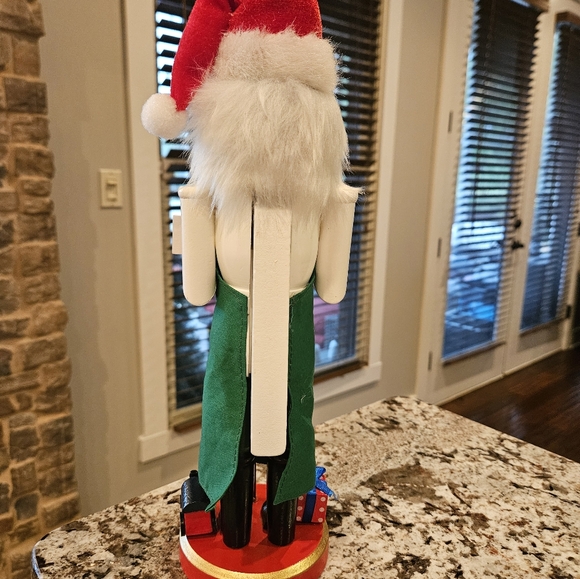 African American 14" Wood Nutcracker - Picture 6 of 6